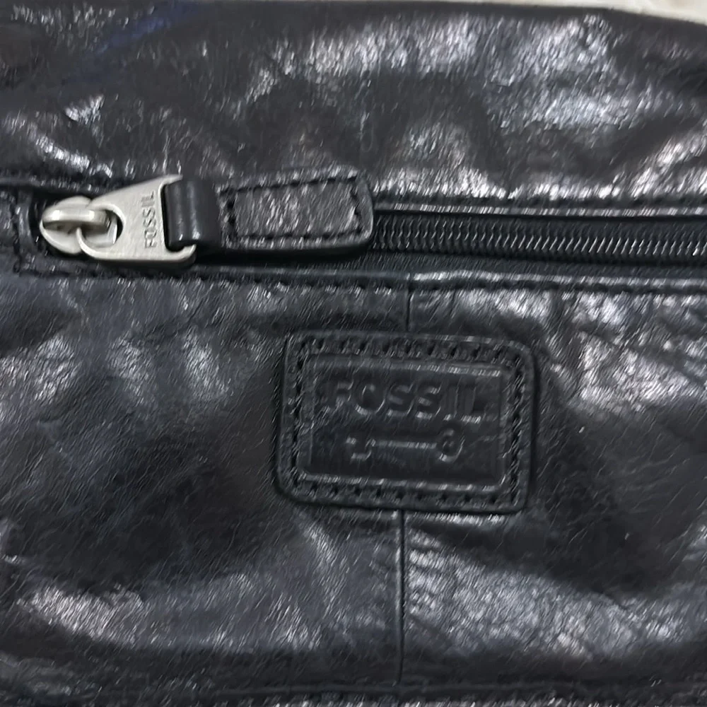 Vintage Fossil‎ Black Leather Crossbody Purse Bag Small Strap Compartments